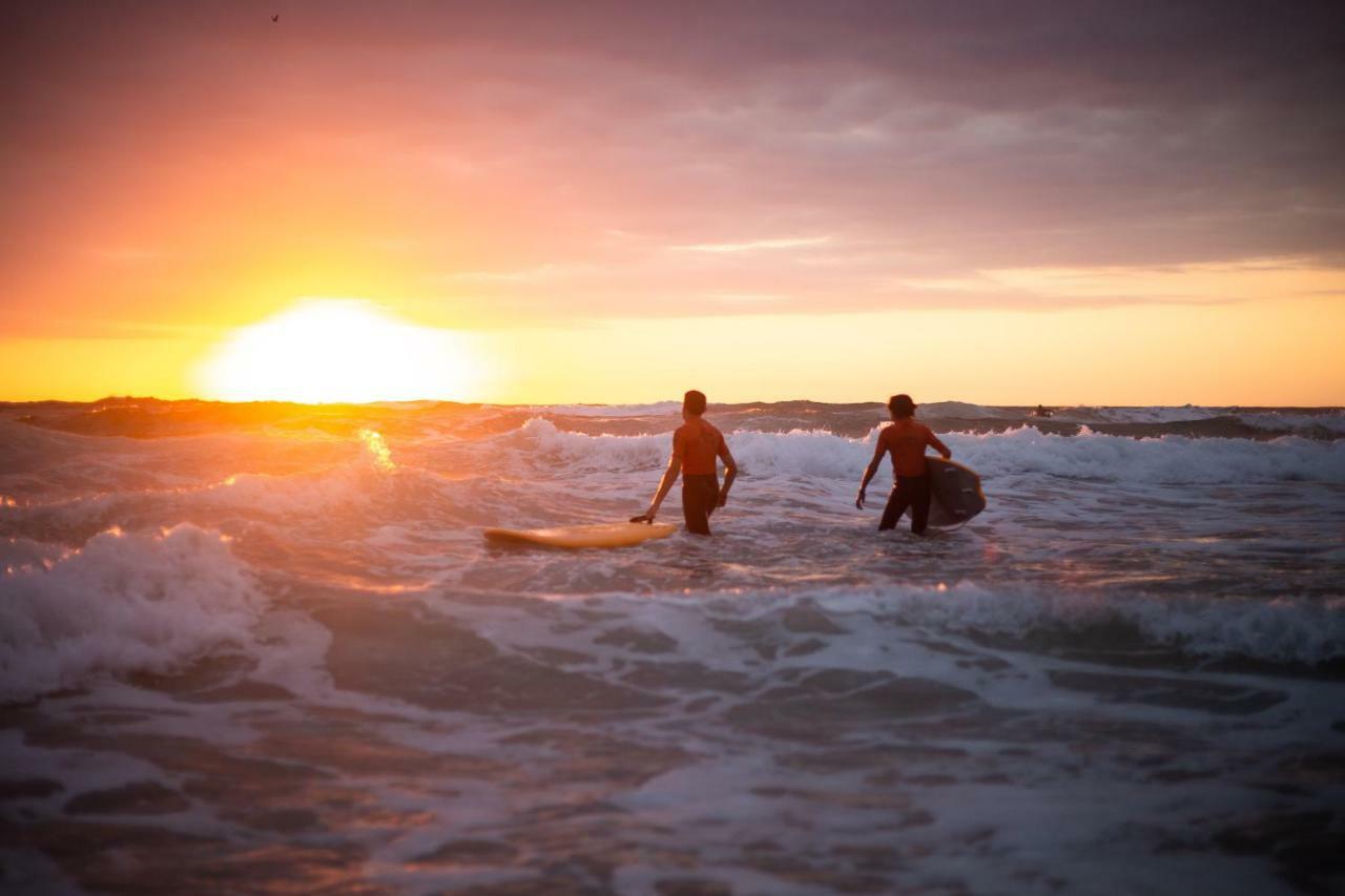 ホテル The Spot Surfcamp ビスカロッス エクステリア 写真